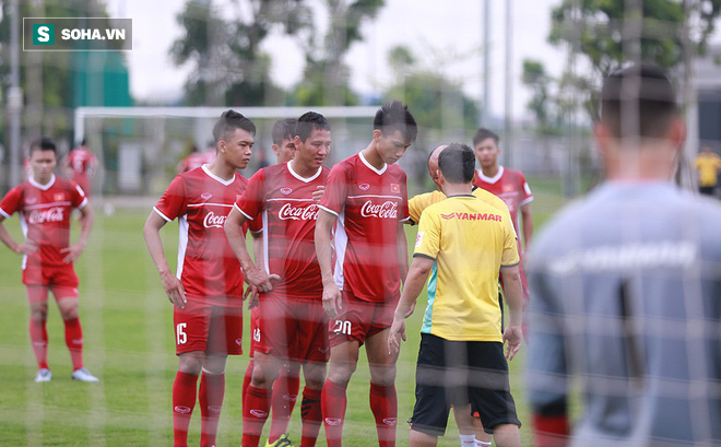 U23 Việt Nam luyện tuyệt chiêu như tuyển Anh, Đình Trọng báo tin vui cho thầy Park