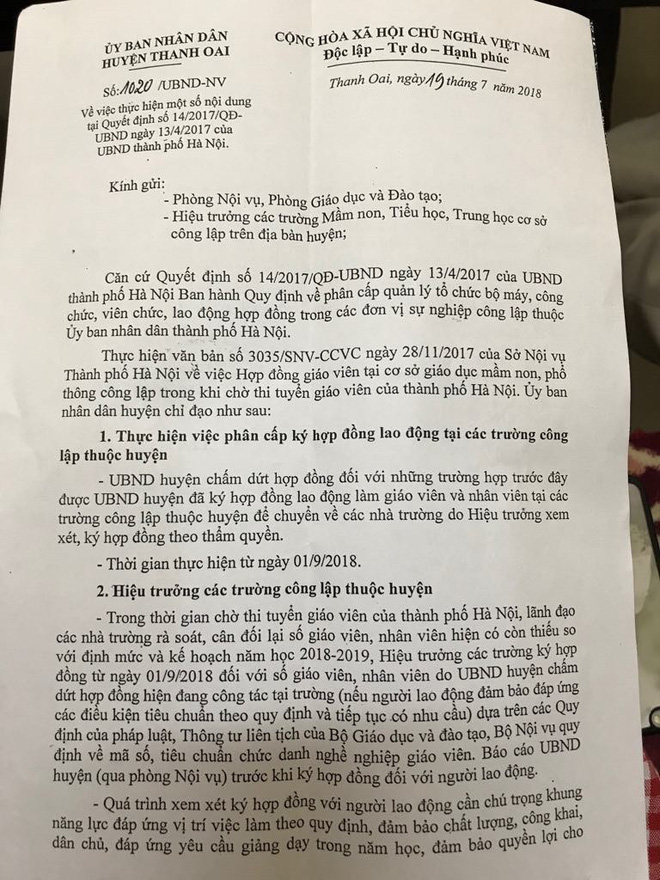 Hàng trăm giáo viên ở Hà Nội có nguy cơ mất việc: Bốc vác, làm thuê để nuôi nghề giáo