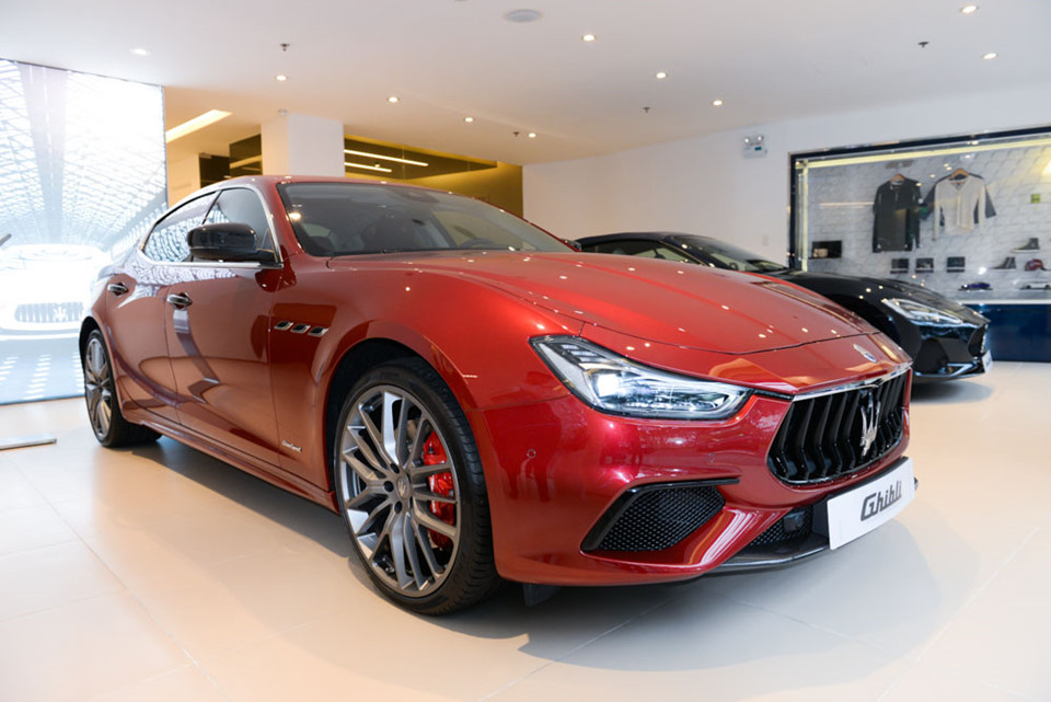 Maserati Ghibli GranSport 2018 đầu tiên xuất hiện tại Việt Nam