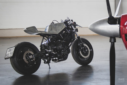 Đã mắt với bản độ từ xế cổ Yamaha TRX850 1995