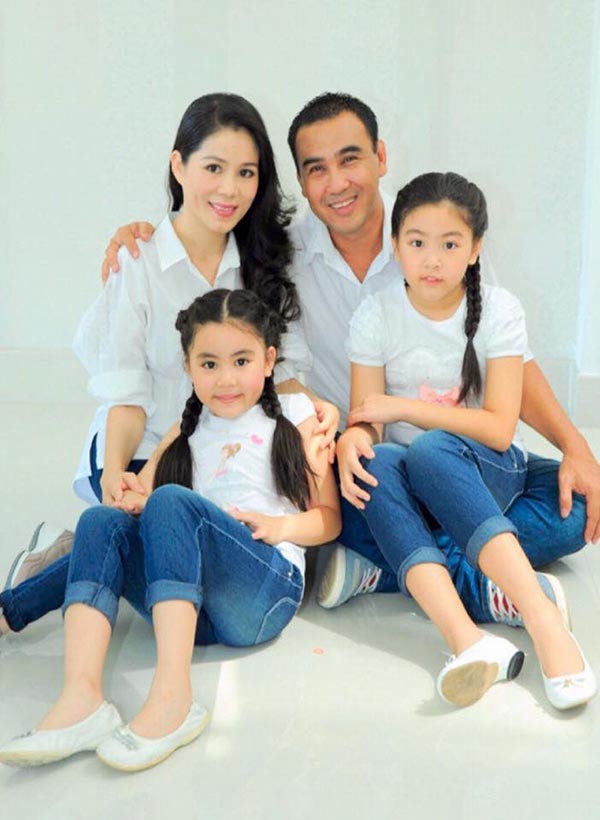 Khác xa chồng, vợ Quyền Linh là dân chơi hàng hiệu máu mặt