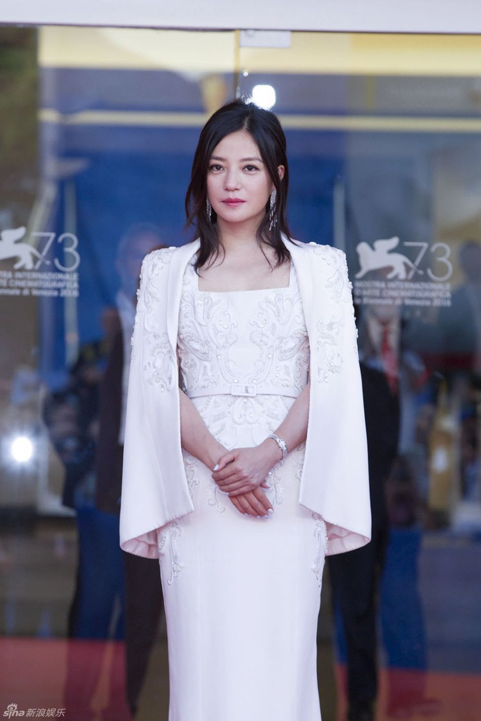 Sao Hoàn Châu cách cách: Kẻ tù tội, người vướng bê bối luật pháp