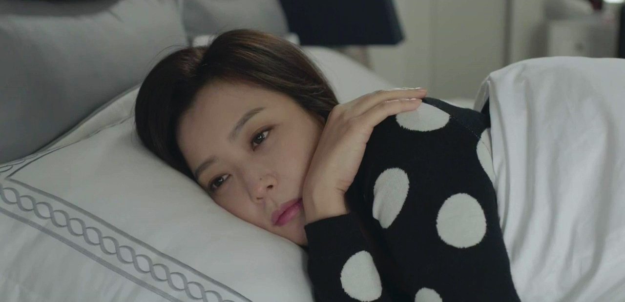 Chồng một mực không ngủ cùng giường, mất cảm giác yêu đương vì vợ mang thai và mắc bệnh lạ