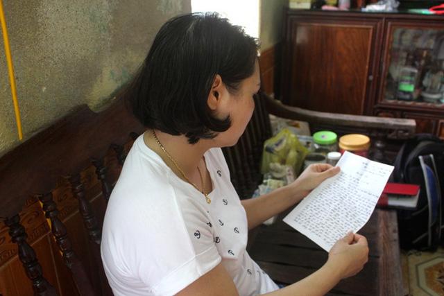 Chuyện lạ Hải Dương: Vợ đi nước ngoài, chồng ở nhà ly hôn không ai biết