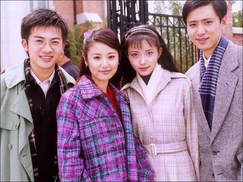Số phận bi thảm của tình đầu Huỳnh Hiểu Minh: Chưa kịp tận hưởng thành công đã đột ngột ra đi ở tuổi 33 vì bệnh hiểm nghèo Số phận bi thảm của tình đầu Huỳnh Hiểu Minh: Chưa kịp tận hưởng thành công đã đột ngột ra đi ở tuổi 33 vì bệnh hiểm nghèo