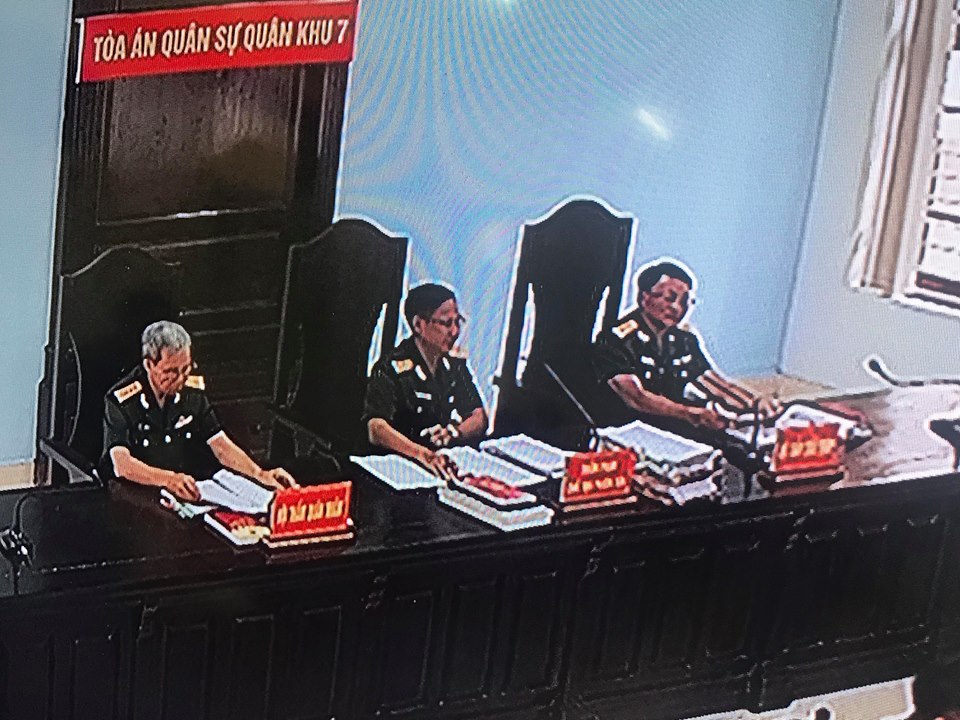 Tòa án quân sự đang xét xử Út trọc và đồng phạm Tòa án quân sự đang xét xử Út trọc và đồng phạm