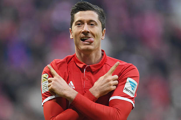 Lewandowski vẫn ôm mộng chuyển tới Real Madrid thay thế Ronaldo