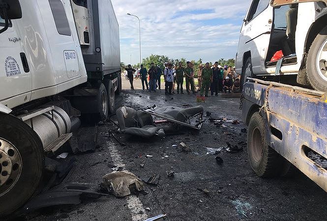 Phó Thủ tướng yêu cầu công an điều tra vụ tai nạn 13 người chết