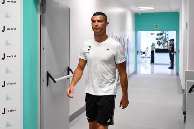 Ronaldo hội tụ cùng dàn sao Juventus
