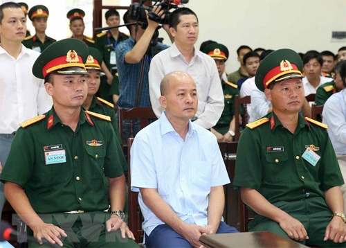 Cựu thượng tá Út ‘Trọc’ mong được xét đến xuất thân nghèo khó