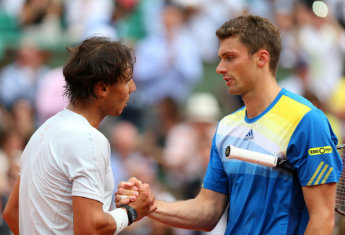 Hoàng Nam so tài cùng tay vợt từng hạ Federer