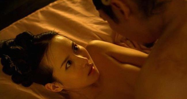Sao Hàn trả giá đắt khi chấp nhận đóng cảnh nóng Sao Hàn trả giá đắt khi chấp nhận đóng cảnh nóng