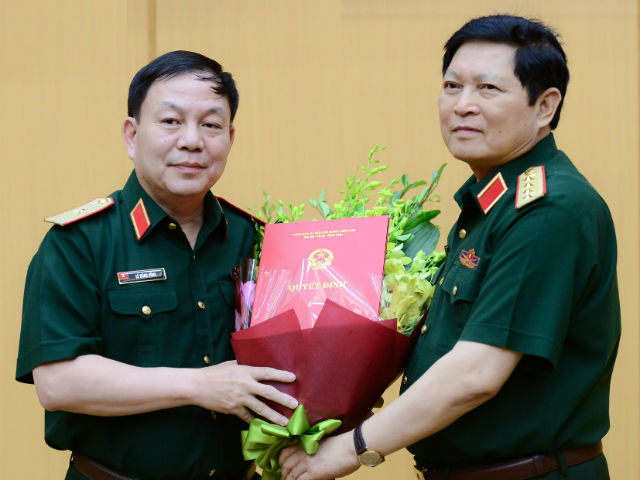 Thiếu tướng Lê Đăng Dũng nhận nhiệm vụ phụ trách chủ tịch kiêm tổng giám đốc Viettel