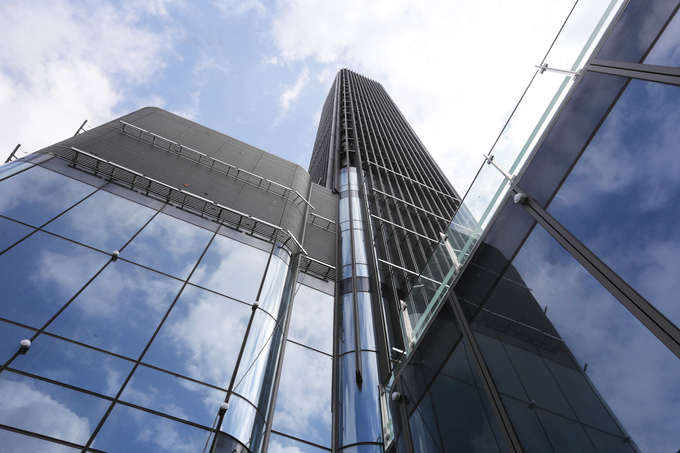 Công trường trên đỉnh tòa nhà cao nhất Việt Nam