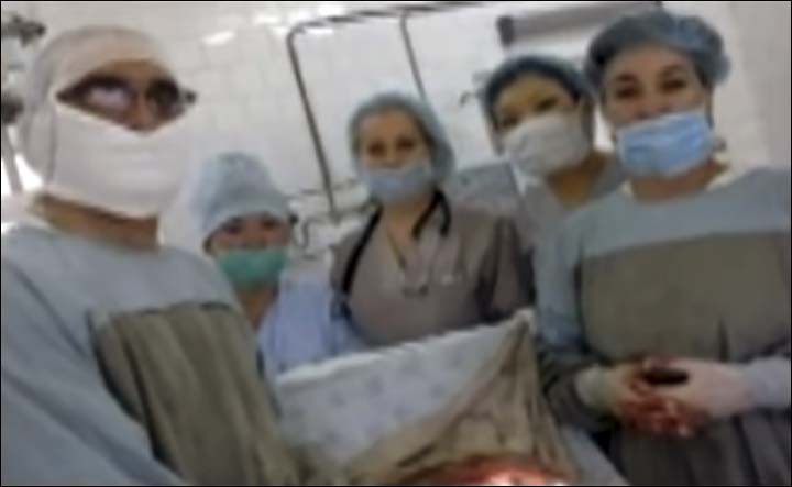 Hiếm gặp: Mang thai suốt 41 tuần không đi siêu âm, đến lúc đẻ bác sĩ phát hiện sự thật không thể tin nổi