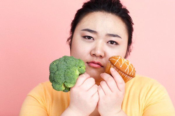 Thấy bụng con dâu ngày càng to, mẹ chồng nghi ngờ tôi có bầu với người đàn ông khác