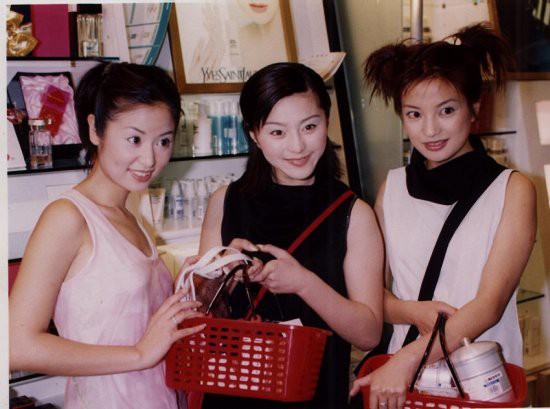 Phạm Băng Băng: Khi Tường thành nhan sắc đánh đổi sự nghiệp với scandal tát Triệu Vy, hãm hại đồng nghiệp và có con riêng