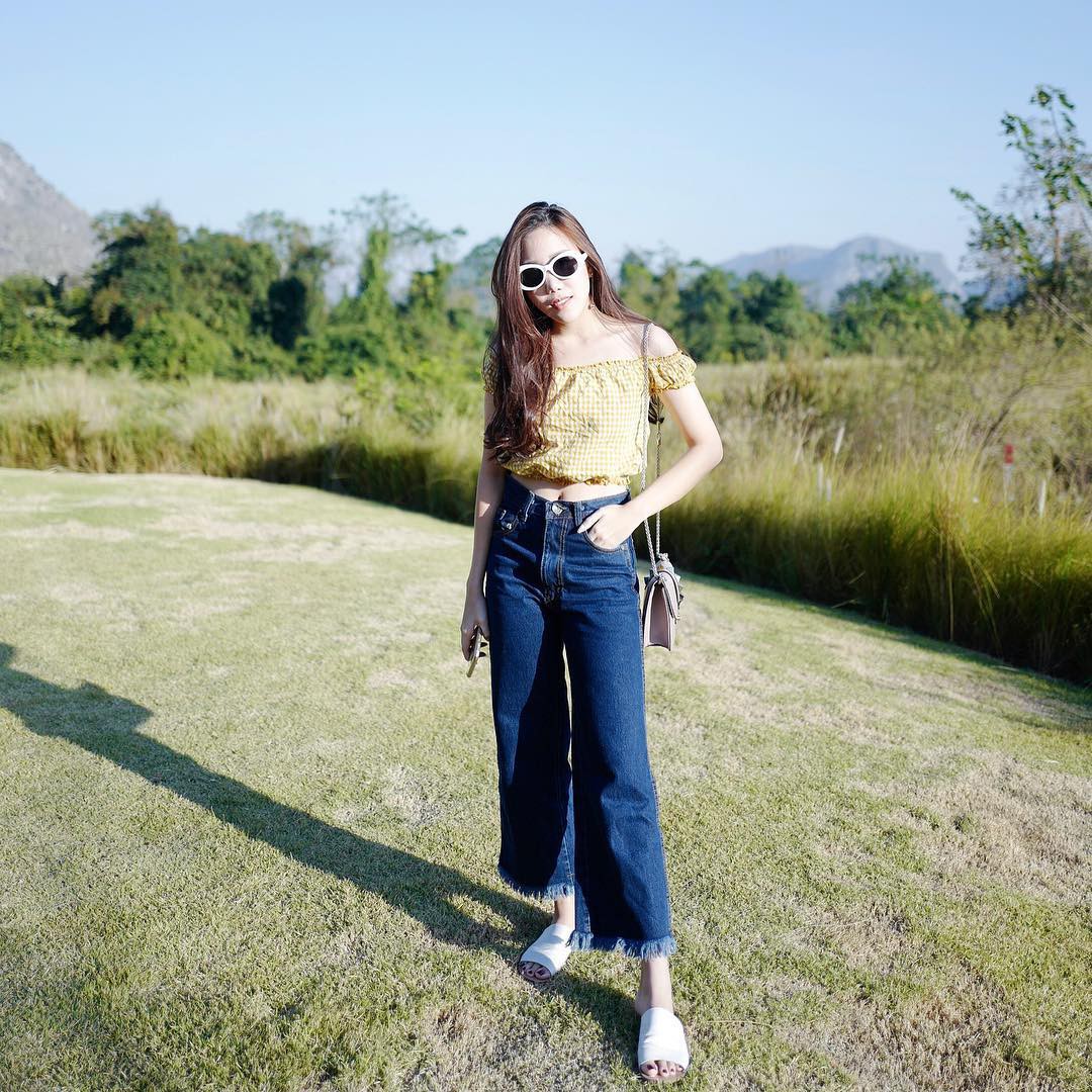 4 mẫu jeans hot nhất mạng xã hội hè này hóa ra đều rất quen thuộc và diện mãi mà chẳng hề lỗi mốt 4 mẫu jeans hot nhất mạng xã hội hè này hóa ra đều rất quen thuộc và diện mãi mà chẳng hề lỗi mốt