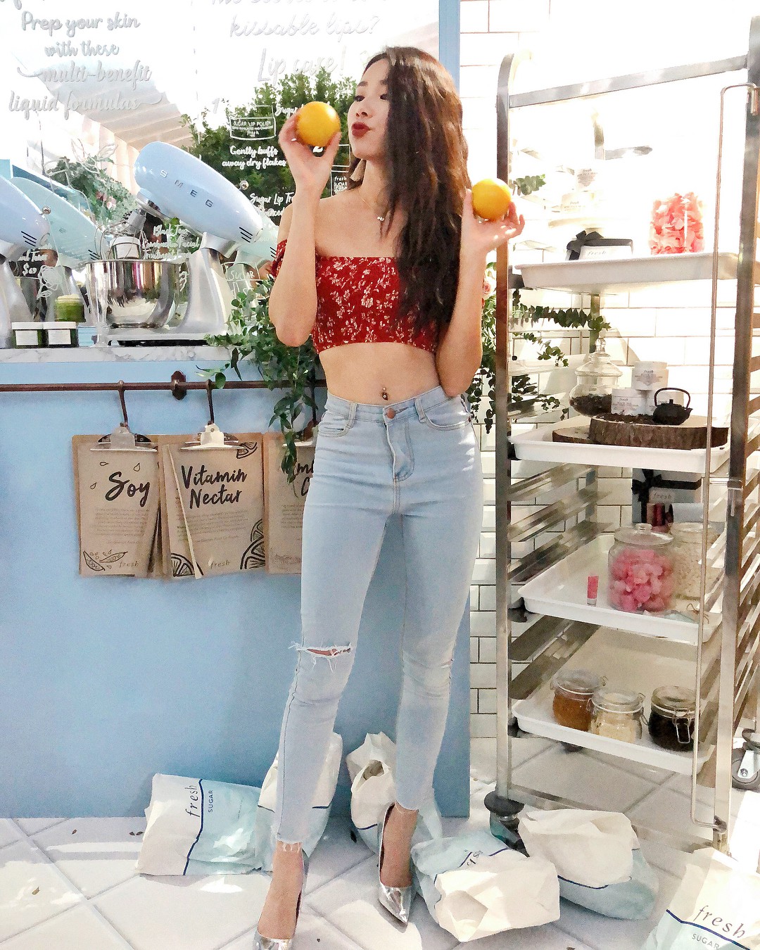 4 mẫu jeans hot nhất mạng xã hội hè này hóa ra đều rất quen thuộc và diện mãi mà chẳng hề lỗi mốt 4 mẫu jeans hot nhất mạng xã hội hè này hóa ra đều rất quen thuộc và diện mãi mà chẳng hề lỗi mốt