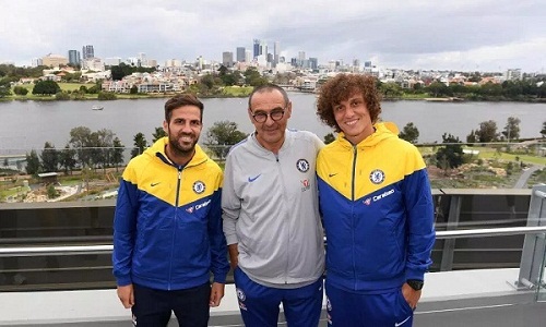 Cầu thủ Chelsea thay nhau nịnh Sarri