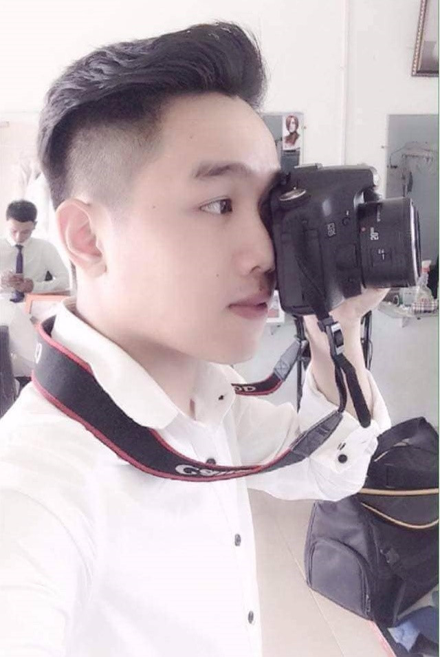 Anh chàng cao hứng cho ra đời bộ ảnh siêu dễ thương khi đang rửa bát