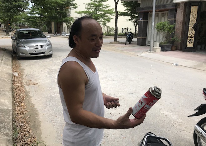 Điện hỏng cả tuần không ai sửa, người dân khu Golden City 4 dắt díu đi ở nhờ, ngủ khách sạn