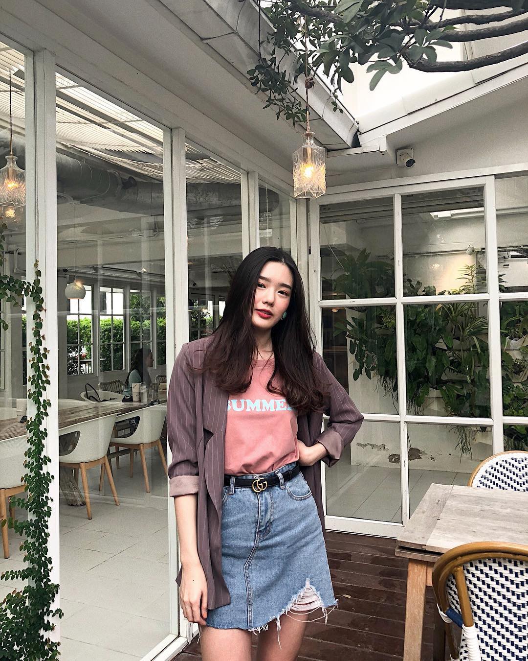 Không phải cứ dài là đẹp, áo blazer năm nay tay càng ngắn lại càng thú vị