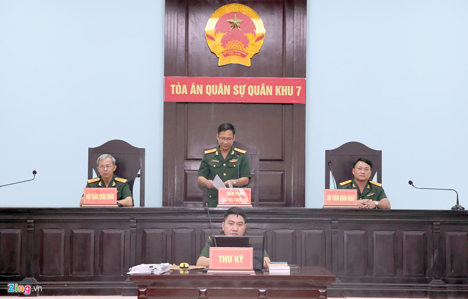 Phiên tòa quân sự xét xử cựu thượng tá Út trọc có gì đặc biệt?