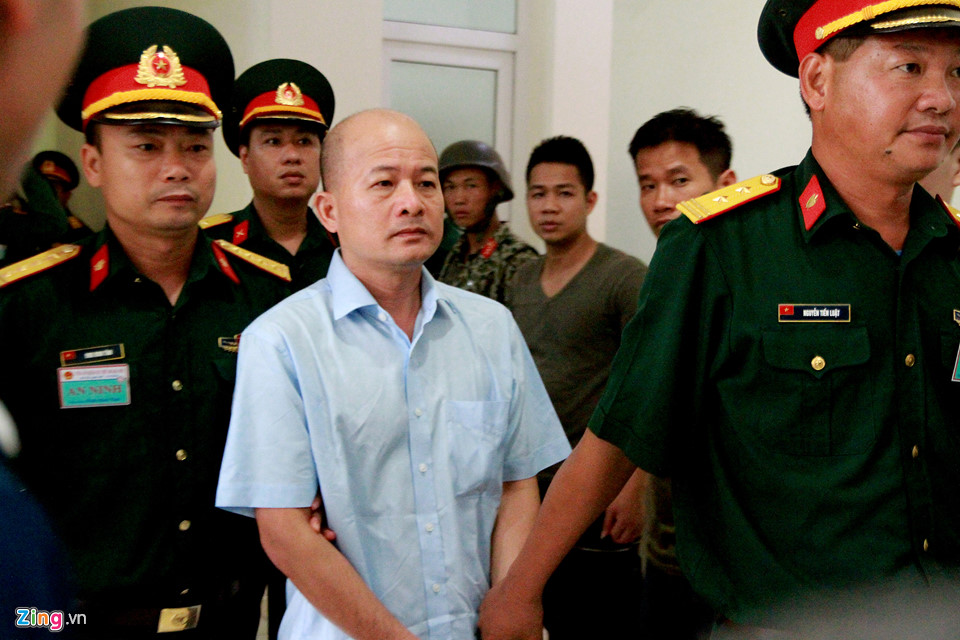 Phiên tòa quân sự xét xử cựu thượng tá Út trọc có gì đặc biệt?