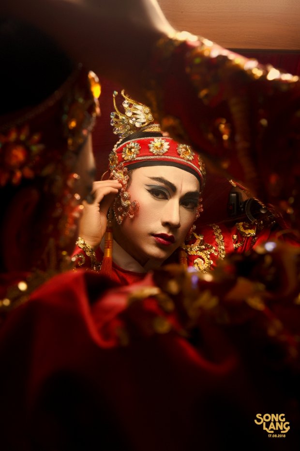 ‘Song Lang’ tung thêm poster khẳng định ‘chuyện tình đam mỹ’ của Isaac và Liên Bỉnh Phát? ‘Song Lang’ tung thêm poster khẳng định ‘chuyện tình đam mỹ’ của Isaac và Liên Bỉnh Phát?