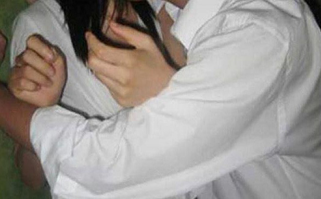 Thiếu nữ 15 tuổi bị nam thanh niên dụ quan hệ tình dục trong rẫy mía