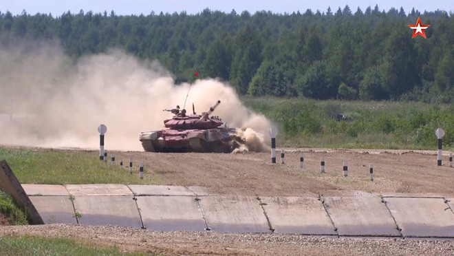 Xe tăng Việt Nam drift - ngoặt gấp ngoạn mục tại Tank Biathlon 2018
