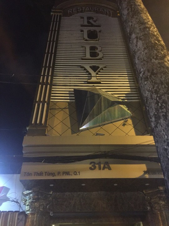 Nhà hàng Ruby ngang nhiên chống đối lực lượng kiểm tra