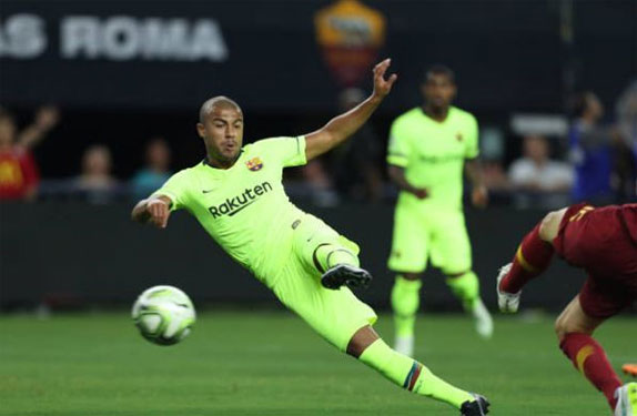 Roma tái hiện ác mộng ngược dòng cho Barca