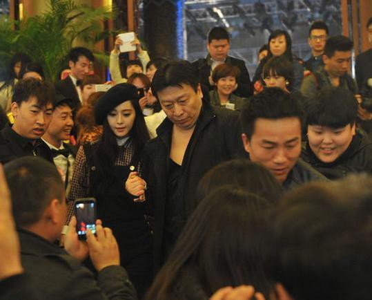 Dư luận hoài nghi động cơ đen tối phía sau vụ Phạm Băng Băng bị bắt và hàng loạt scandal