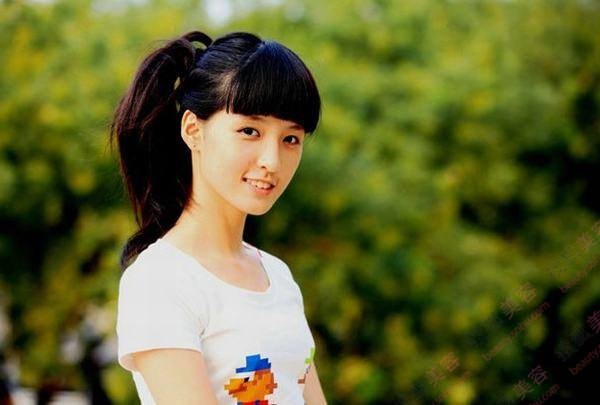 Soái ca cổ trang đào hoa nhất màn ảnh: Có hai ái nữ xinh đẹp, hết mực yêu vợ thương con