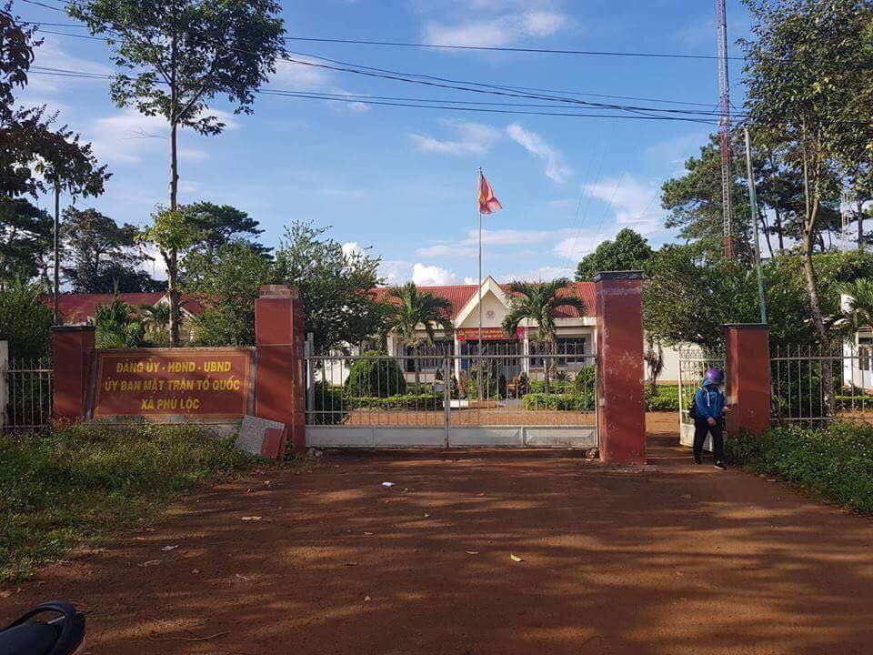 Cán bộ tư pháp chết trong tư thế treo cổ sau khi nhắn tin cho vợ từ biệt gia đình