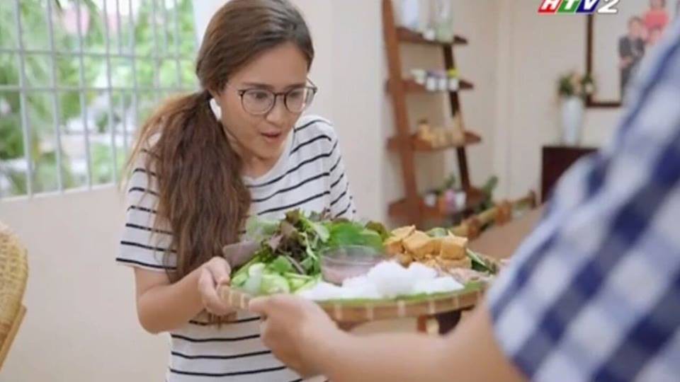 Gạo Nếp Gạo Tẻ tập 39: Hân trơ trẽn ghen tuông với vợ và con trai của tình cũ - 8 Gạo Nếp Gạo Tẻ tập 39: Hân trơ trẽn ghen tuông với vợ và con trai của tình cũ - 8
