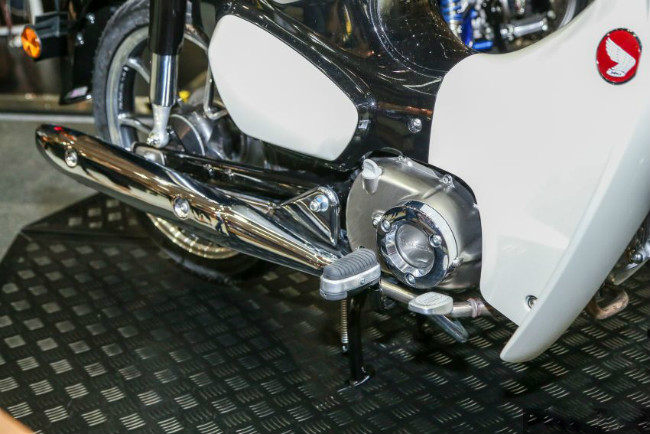 2018 Honda C125 Super Cub bản màu đen trắng đẹp phát mê