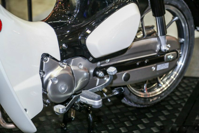 2018 Honda C125 Super Cub bản màu đen trắng đẹp phát mê