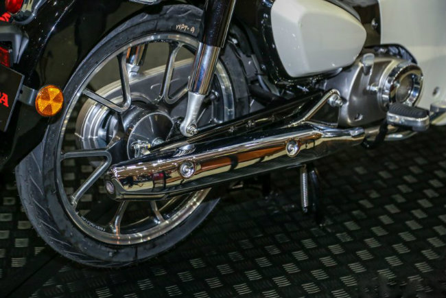 2018 Honda C125 Super Cub bản màu đen trắng đẹp phát mê