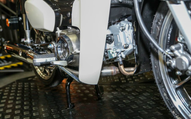 2018 Honda C125 Super Cub bản màu đen trắng đẹp phát mê