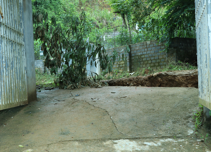 Hoà Bình di dân khẩn cấp vùng hạ lưu thuỷ điện