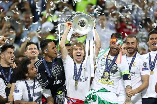 Modric gặp chủ tịch Perez, xin sang Inter Milan để đối đầu Ronaldo?