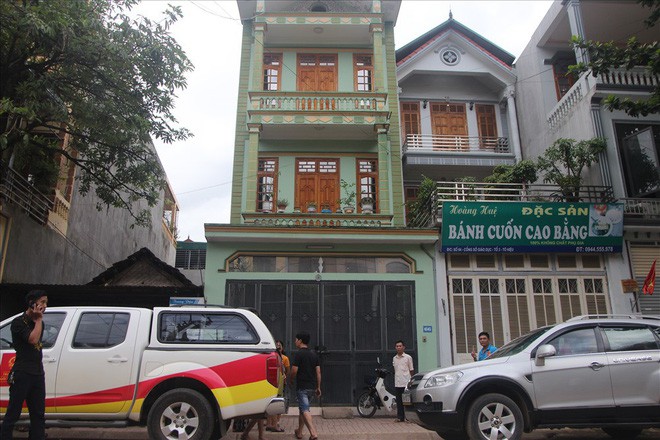 Bà Nga là người duy nhất phụ trách máy tính chấm thi ở Sơn La nhưng không niêm phong