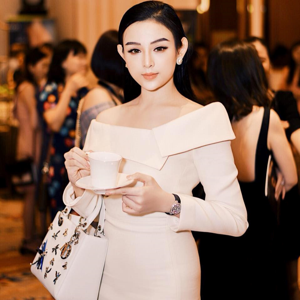 5 hot girl nổi tiếng một thời quyết định theo chồng bỏ cuộc chơi