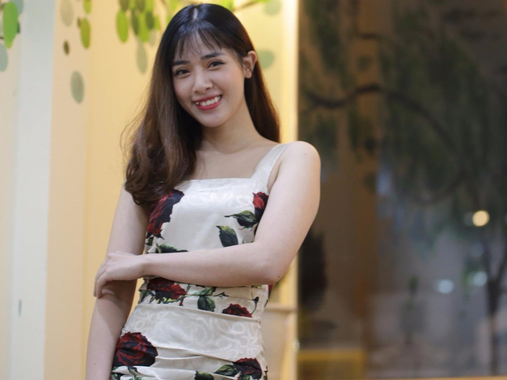 5 hot girl nổi tiếng một thời quyết định theo chồng bỏ cuộc chơi