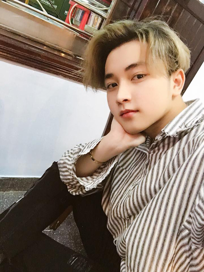 Mỹ nam Tik Tok sinh năm 1999 tại Đà Nẵng: Quay clip cute, mặt xinh miễn bàn! Mỹ nam Tik Tok sinh năm 1999 tại Đà Nẵng: Quay clip cute, mặt xinh miễn bàn!