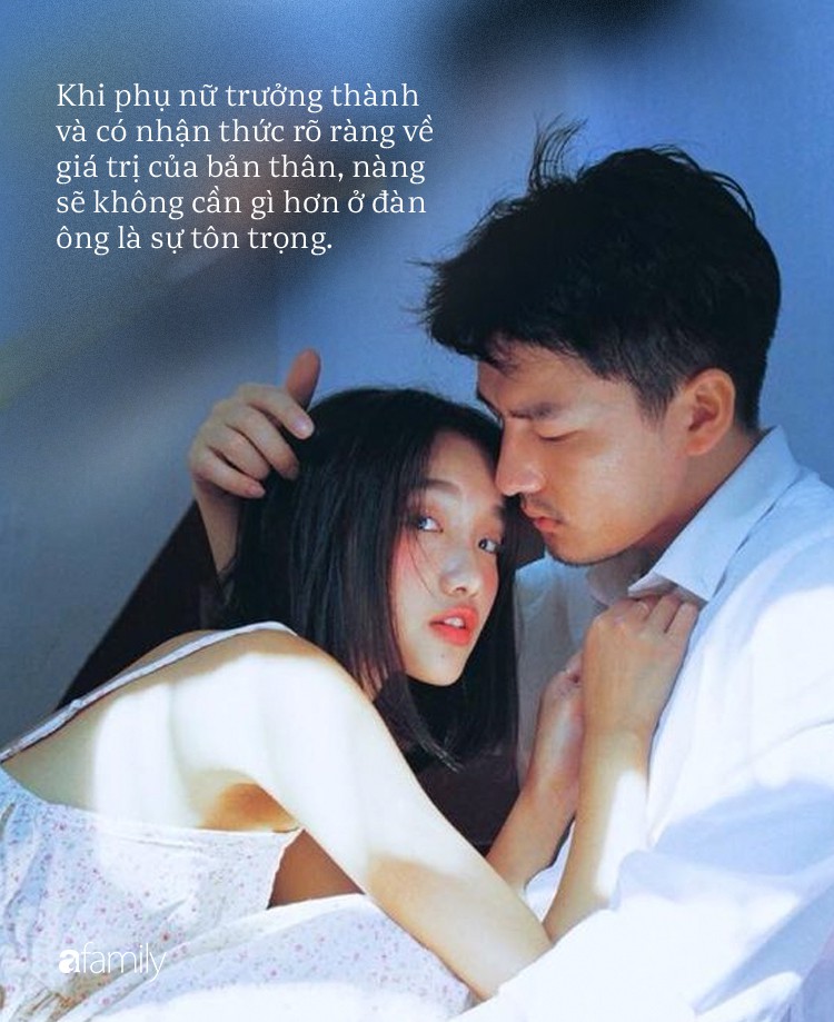 Đừng để mình thành cô gái trong rạp chiếu phim: Trước khi làm tình, hãy dành 1 giây nhìn xuống nơi mình sắp ngả lưng