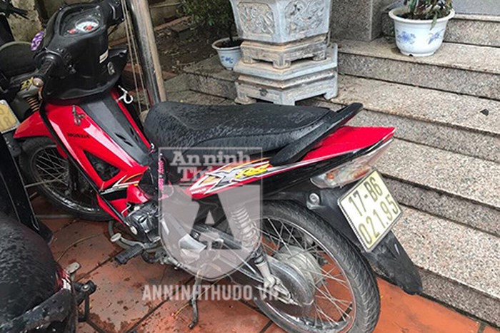 Vừa ra tù đã ngựa quen đường cũ, theo bạn đi trộm xe máy